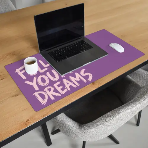 Follow your dreams - Paars - Penseeltextuur Muismat XXL klein -sfeer1