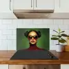 Vrouw - Groen - Bril - Aesthetic - Modern keuken achterwand spatscherm klein -sfeer2