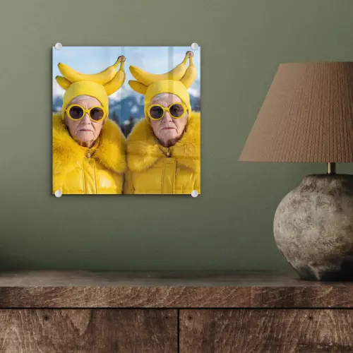 Vrouwen - Bananen - Geel plexiglas 5mm klein -sfeer3