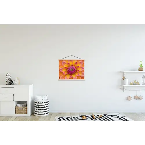 Dahlia - Bloem - Oranje textielposter latten blank klein -kinderkamer