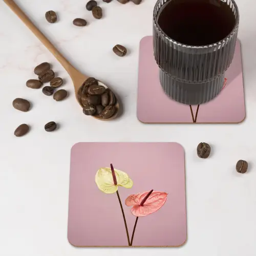 Bloemen - Anthuriums - Geel - Roze onderzetter kurk middel -sfeer2