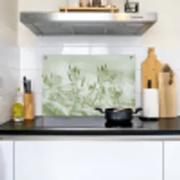 Grassen - Minimalistisch - Groen Inductie beschemer met haakjes klein -sfeer2