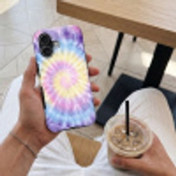 Spiraal - Tie dye - Pasteltinten Toughcase MagSafe Apple iPhone 17 klein -Sfeer1M
