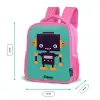 Zwarte robot met oranje accenten op een blauwe achtergrond Kinderrugzak - Roze middel -productfoto_formaten