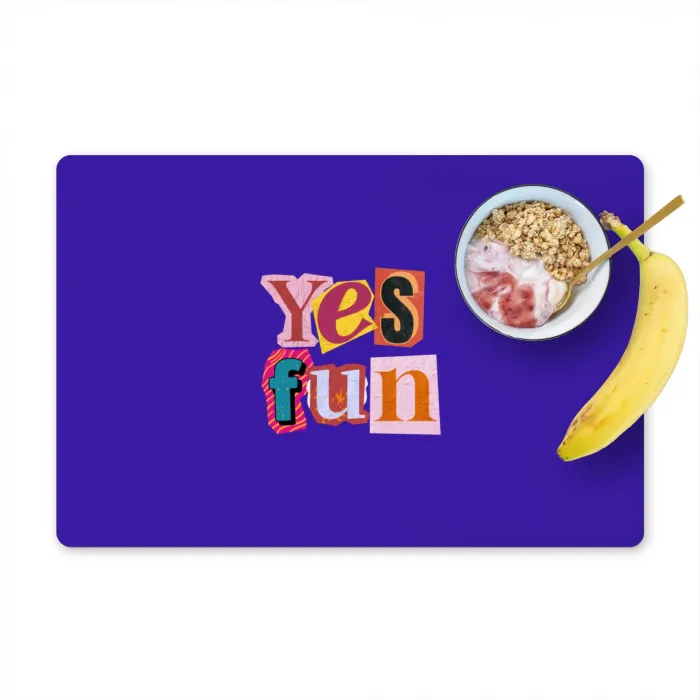 Yes fun - Kleurrijk - Collage-stijl Placemat vinyl groot -zzzproduct_Kitchenyeah-website
