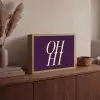 Oh hi - Paars - Minimalistisch Light Box met batterij (Wandlamp) middel -sfeer2