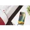 shutterstock-766886038 Hoesje iPhone 12 Pro met koord klein -kamer