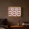 Tropisch - Geometrisch - Bordeauxrood Light Box met batterij (Wandlamp) middel 907 -sfeer4