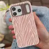 Lichtroze - Zebra - Patroon - Donkerroze Telefoonhoesje iPhone 17 Pro Max klein 879 -sfeer2