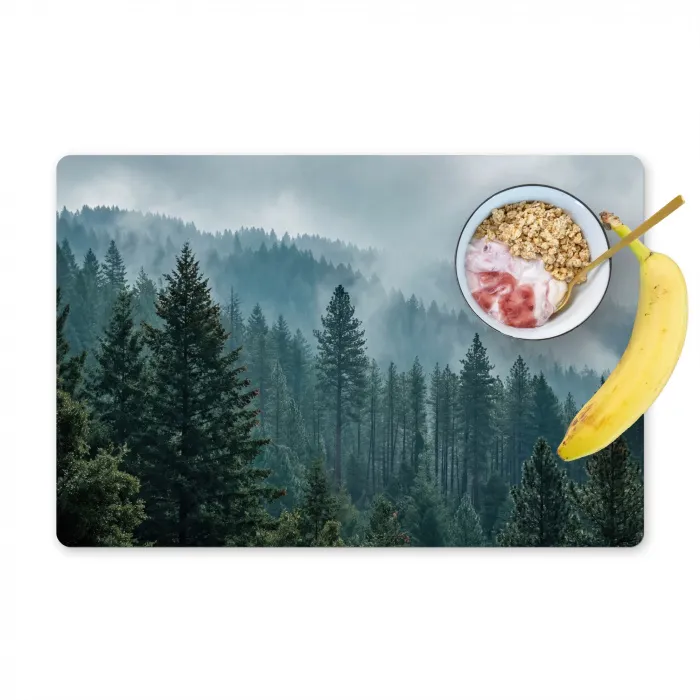 Naaldwoud - Bergen - Mist Placemat vinyl groot -zzzproduct_Kitchenyeah-website