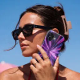 Lichtsnelheid - Ruimte - Roze - Paars Toughcase MagSafe Apple iPhone 17 klein -Sfeer2V