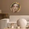 Vrouwen - Portret - Luxe - Goud Akoestische PET Vilt - Rond klein -sfeer1
