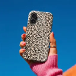 Panterprint - Zwart - Bruin - Dierenprint Toughcase MagSafe Apple iPhone 17 klein -Sfeer1V