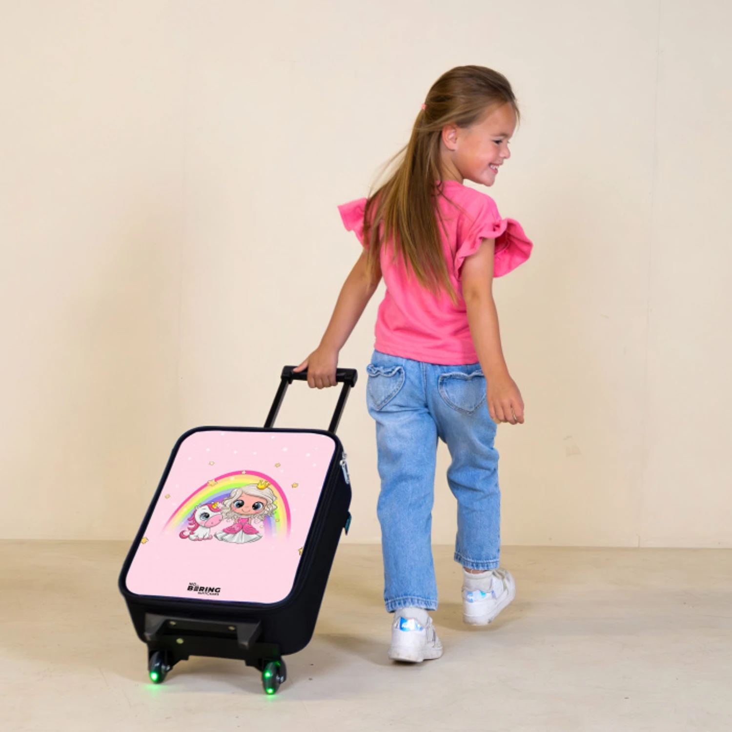 Prinses en een eenhoorn bij een regenboog roze Kinderkoffer - Zwart klein -sfeer1