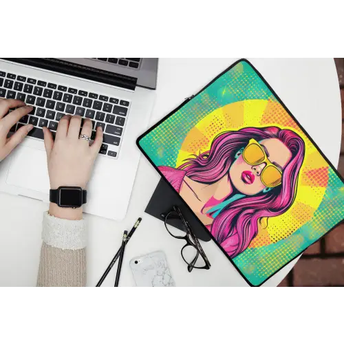 Zonnebril - Vrouw - Zonnig - Geel laptophoes neopreen klein -bureau