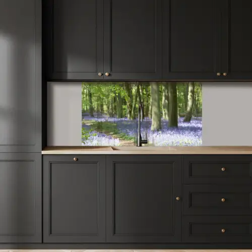 Bos - Pad - Bloemen - Paars - Groen - Natuur keuken achterwand 2 middel -sfeer1