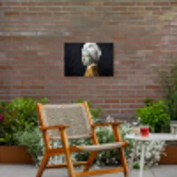 Iconisch - Modern - Kleurrijk Tuinposter op houten frame 2 cm dik klein -sfeer3
