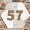 Abstract beige - Traditioneel Naambord Hexagon klein -sfeer2