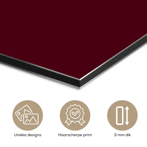 Nice - Uitroepteken - Rood aluminium wit klein -closeup_NL
