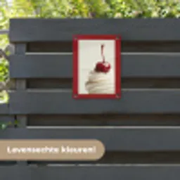Cupcake - Kers - Rood tuinposter los doek klein -sfeer3