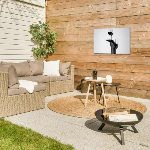 Hak - Wijn - Minimalistisch - Zwart Tuinposter op houten frame 2 cm dik klein -sfeer2