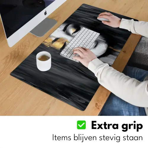 Gezicht - Vrouw - Penseelstreken - Abstract Muismat XXL klein -sfeer3