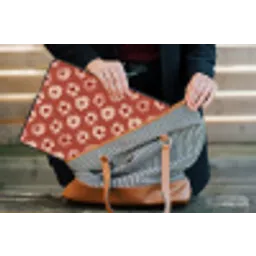 Madelief - Retro - Terracotta laptophoes neopreen klein 279 -tas