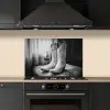 Wijn - Cowboylaarzen - Raamlicht - Wit keuken achterwand spatscherm klein -sfeer1