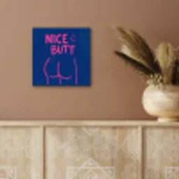 Brutaal - Grappig - Blauw aluminium wit klein -sfeer4