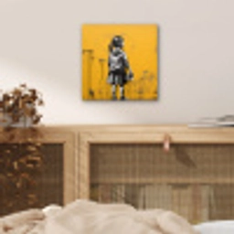 Meisje - Boek - Gele Muur - Graffiti aluminium wit klein -sfeer3
