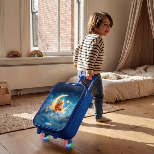 Oranje monster op maansikkel Kinderkoffer - Blauw klein -sfeer1