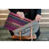 Gaming - Abstract - Lijnen - Horizontaal - Kleurrijk laptophoes neopreen klein -tas