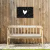 Design - Liefde - Hartje Tuinposter op houten frame 2 cm dik klein -sfeer4
