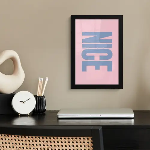 Nice - Paars - Roze fotolijst zwart zonder passe partout klein -sfeer1