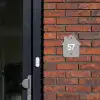 Effen lichtgrijs - Traditioneel Naambord Huisje klein -sfeer2