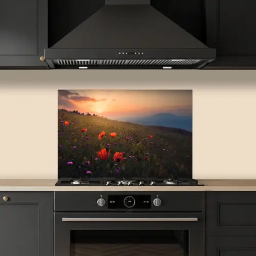 Bloemenveld - Gras - Bloemen - Planten - Zonsondergang - Oranje keuken achterwand spatscherm klein -sfeer1