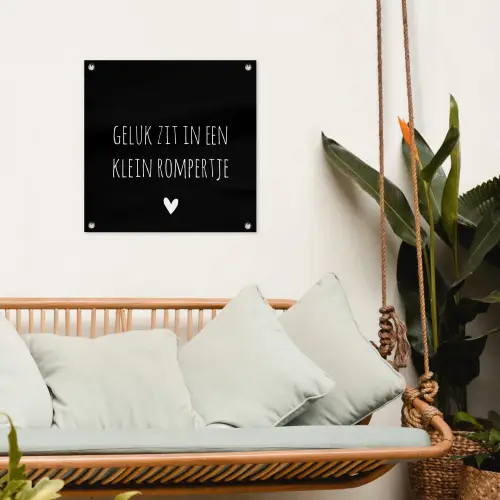 Spreuken - Quotes - Geluk zit in een klein rompertje tuinposter los doek klein -sfeer7