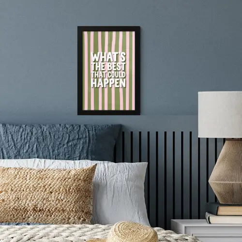 What's the best that could happen - Strepen - Groen - Roze fotolijst zwart zonder passe partout klein -sfeer3