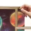 Planeten - Neon - Berglandschap - Zon Light Box met batterij (Wandlamp) middel -USP_websiteprintNL