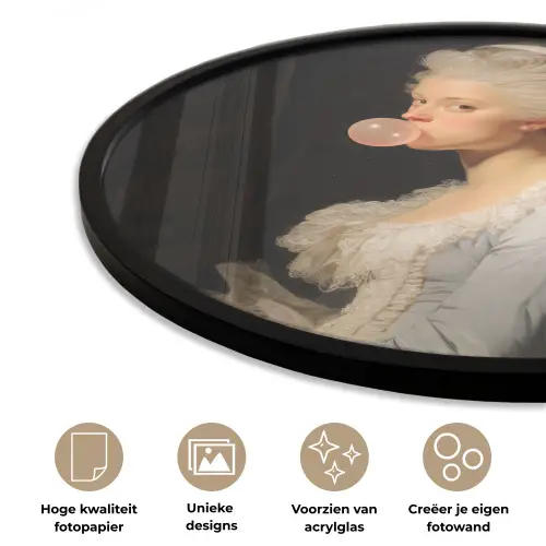 Vrouw - Barokjurk - Kauwgom Fotolijst rond zonder passe partout klein -closeup_NL