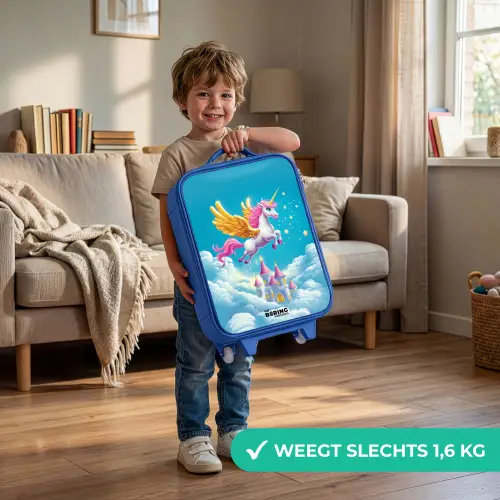 Vliegende eenhoorn met gouden vleugels boven kasteel Kinderkoffer - Blauw klein -sfeer2_NL