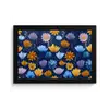 Bloemen - Patroon - Blauw - Contrast fotolijst zwart zonder passe partout klein -3d