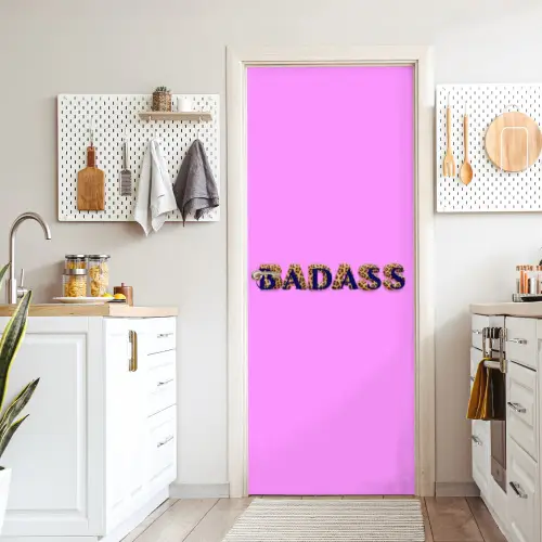 Felroze - Badass - Panterprint - Schaduw deurposter klein -sfeer5