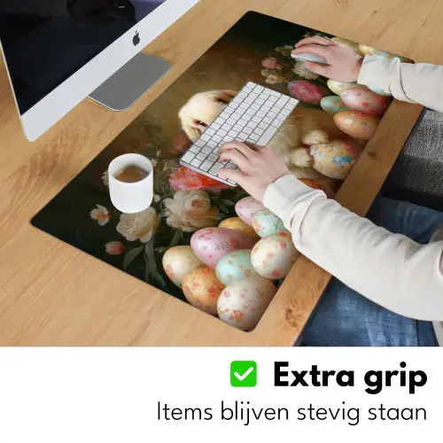 Konijn - Paaseieren - Stilleven Muismat XXL klein -sfeer3