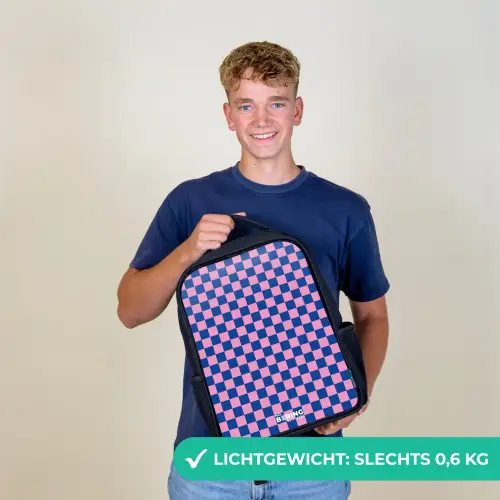Blokjes - Blauw - Roze Rugzak - Zwart middel -sfeer7_NL