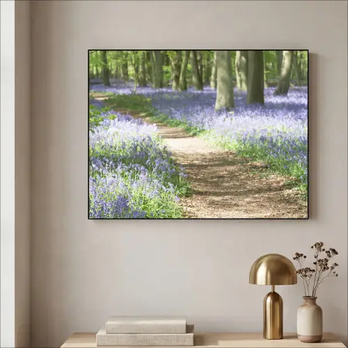 Bos - Pad - Bloemen - Paars - Groen - Natuur Textielframe zwart klein -sfeer2