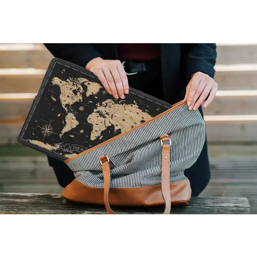 Wereldkaart - Beige - Zwart laptophoes neopreen klein -tas