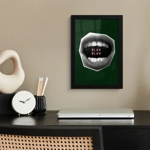 Mond - Groen - Illustratie - BLAH BLAH fotolijst zwart zonder passe partout klein -sfeer1