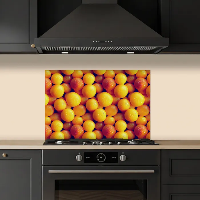 Vrucht - Waterdruppels - Oranje keuken achterwand spatscherm klein 900 -sfeer1
