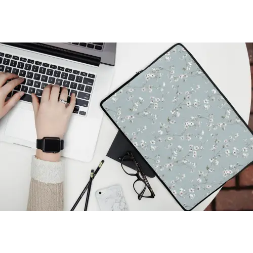 Klassiek - Bloemen - Blauw laptophoes neopreen klein 279 -bureau
